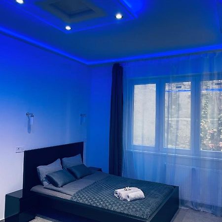 Luxury Suites Budapest Budapeste Exterior foto